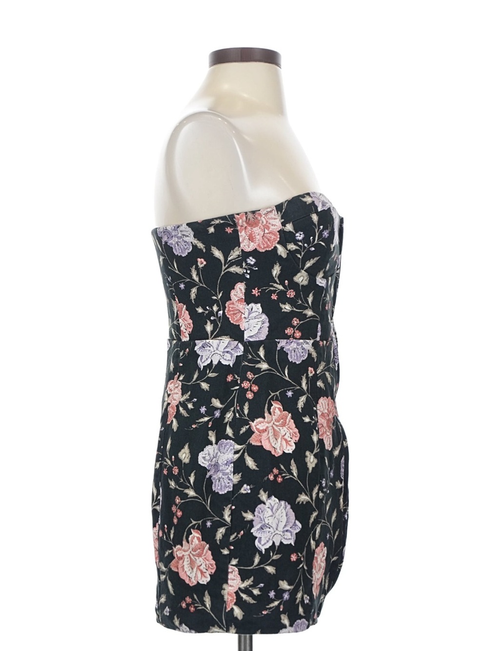 Tularosa x Revolve Serena Mini Dress in Sabine Floral - Picture 9 of 12